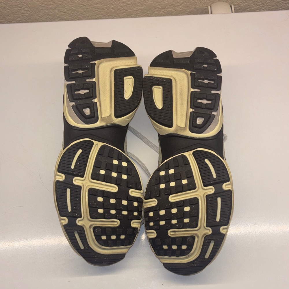 Nike Women's V2K Run shoes - Picture 4 of 4